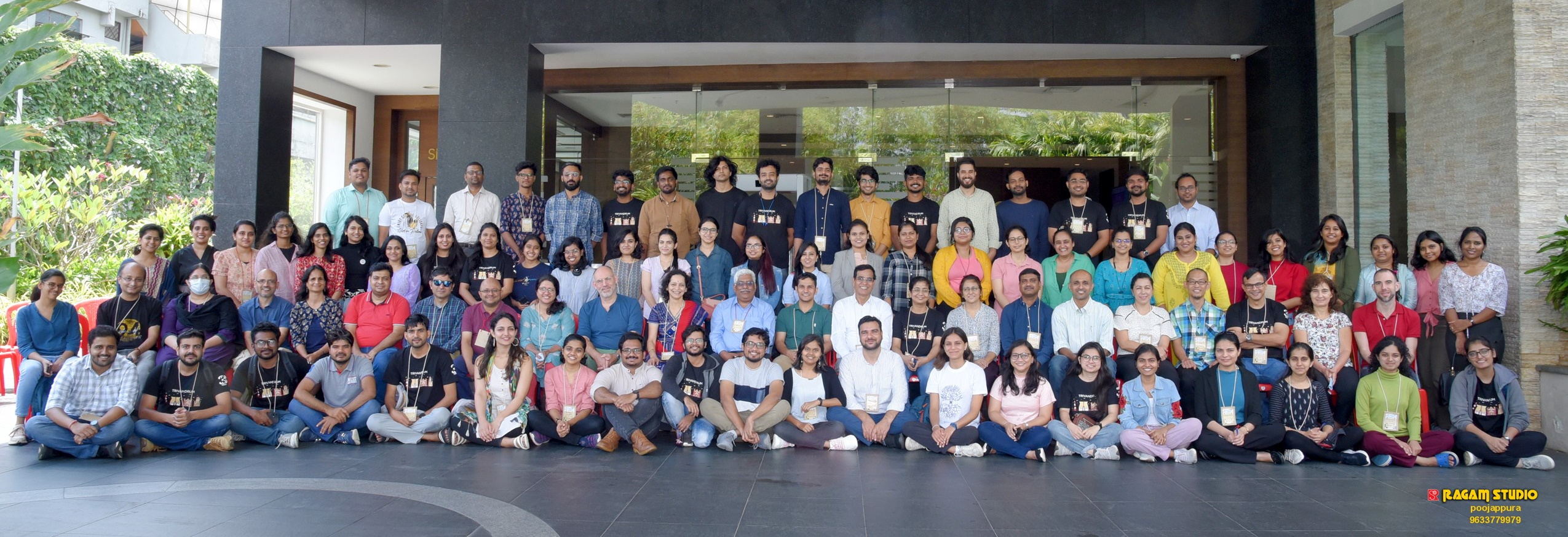 Indian C. elegans delegate group photo